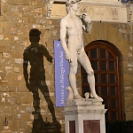 David di Palazzo Vecchio di notte di Rolando Squilloni